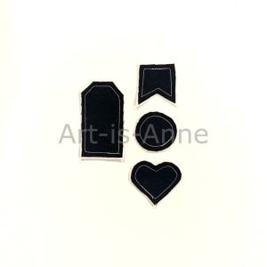 Forme en tissu noir 11